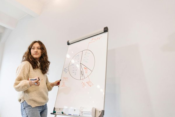 Sélectionner le meilleur prestataire pour la maintenance technique : les critères essentiels à connaître